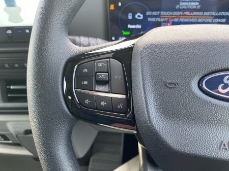 2026 Ford Transit Kombi Kombi 2.5 PHEV 232 BHP Automatic €60,500 thumbnail