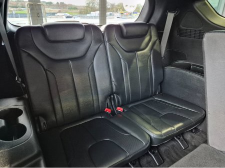 2020 Hyundai Santa Fe - thumbnail 9