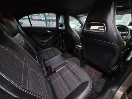 2013 Mercedes-Benz A Class A180 AMG INTERIOR HALF LEATHER SEATS / HI SPEC / SYSTEM LOW ROAD TAX BAND / SIMI DEALER thumbnail