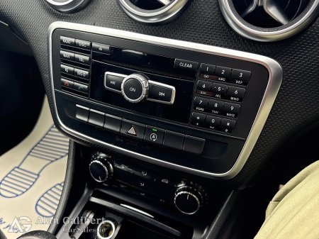 2015 Mercedes-Benz A Class - thumbnail 14