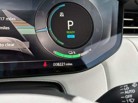 2025 Land Rover Range Rover Sport AUTOBIOGRAPHY €139,888 thumbnail