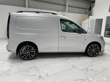 2023 Volkswagen Caddy - thumbnail 2
