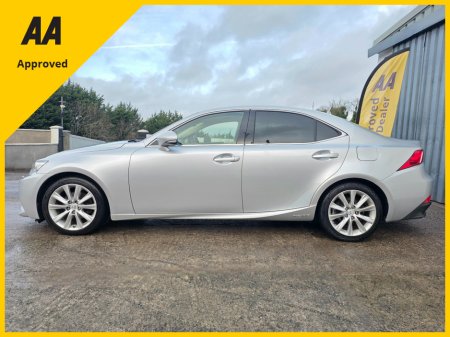 2015 Lexus IS 300 h * 2.5 PETROL/HYBRID * €13,900 thumbnail