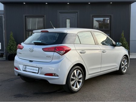 2016 Hyundai i20 - thumbnail 14