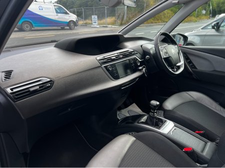 2018 Citroen Grand C4 Picasso 1.6 BLUE HDI 1 120 FLAIR 120BHP 5DR €15,950 thumbnail