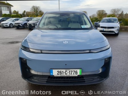 2026 Leapmotor B10 B10 Design €32,500 thumbnail