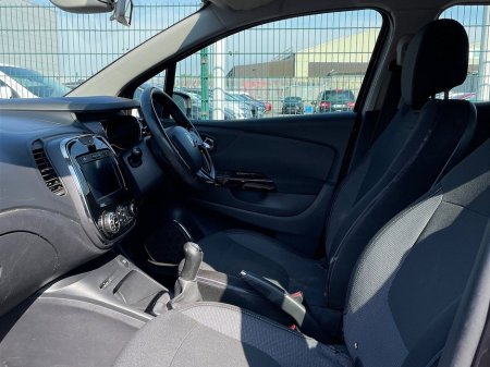 2014 Renault Captur dCi 90 S&S INTENSE €5,950 thumbnail