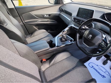 2019 Peugeot 5008 - thumbnail 6
