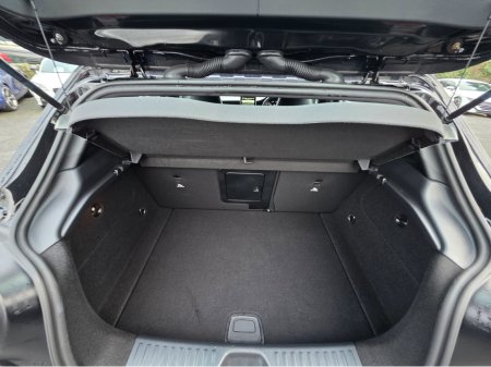 2015 Mercedes-Benz A Class A180 ONLY 38,105 KLMs SAT NAV PACK LEATHER TRIM SEATS INTERIOR HALF LEATHER SEATS / HI SPEC / SYSTEM LOW ROAD TAX BAND / SIMI DEALER €15,750 thumbnail