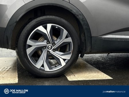 2023 Renault Captur TCe 90 RS Line thumbnail