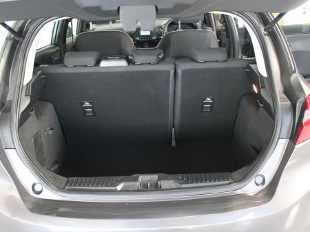 2019 Ford Fiesta 1.10 70PS 5SPD 5DR 4DR €14,999 thumbnail