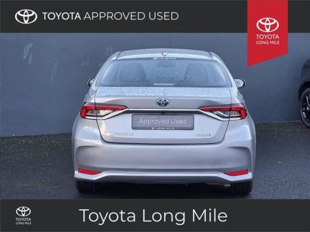 2022 Toyota Corolla 1.8 Hybrid Luna Saloon 4dr €25,949 thumbnail