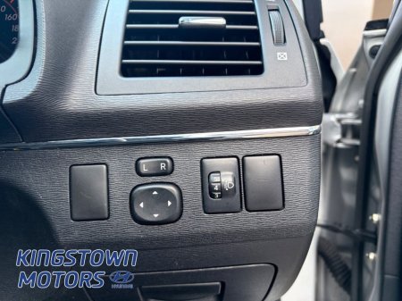 2010 Toyota Avensis - thumbnail 9