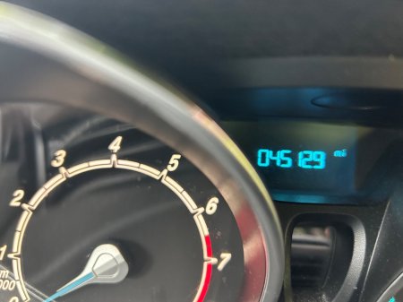 2015 Ford Fiesta 1.0 EcoBoost 65PS S/S Zetec €7,950 thumbnail