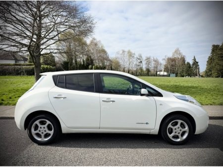 2015 Nissan Leaf - thumbnail 9