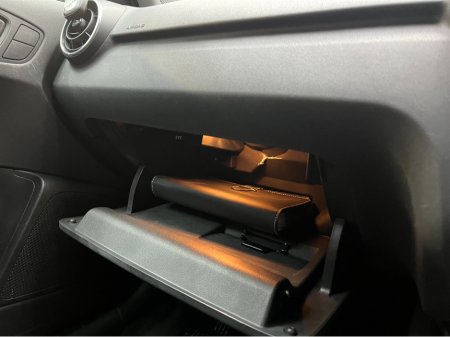 2016 Audi A1 2016 AUDI A1 TFSI 1.0 AUTOMATIC / CRUISE CONTROL / PARKING AID thumbnail