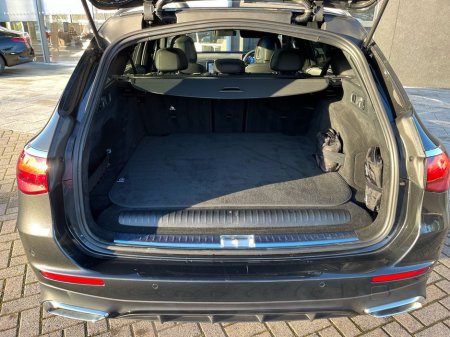 2025 Mercedes-Benz E Class E 300DE AMG Line Plus Estate - Twin Sunroof €89,950 thumbnail