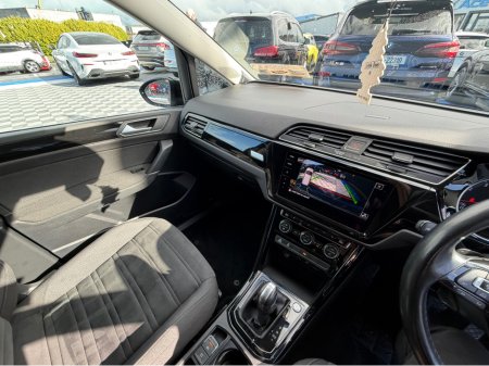 2017 Volkswagen Touran - thumbnail 25