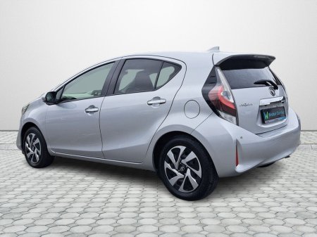 2020 Toyota Aqua - thumbnail 9