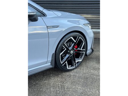 2024 Volkswagen Golf  €45,995 thumbnail