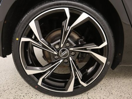 2022 Audi A3 35 TDI 150HP S tronic SE €24,750 thumbnail