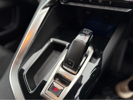 2019 Peugeot 3008 ACTIVE 1.2 PETROL - AUTO - 12M WARRANTY - CAR: 1628 €14,950 thumbnail