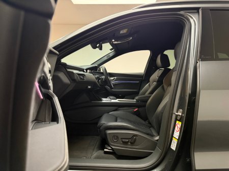 2023 Audi Q8 e-tron - thumbnail 15