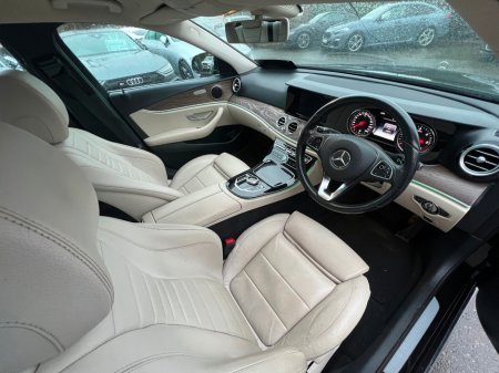 2017 Mercedes-Benz E Class E220D AVANTGARDE AUTO *LOW KMS* €21,900 thumbnail