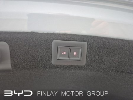 2026 BYD Seal Design RWD , Black Leather , 4 Year Service plan €49,030 thumbnail