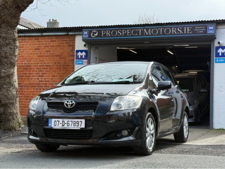 2007 Toyota Auris - thumbnail 1