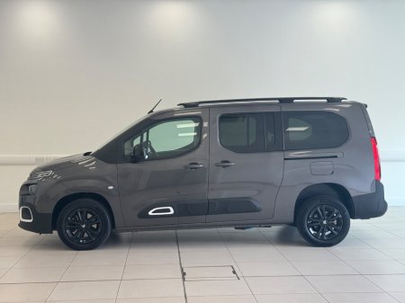 2023 Citroen Berlingo FEEL PACK BlueHDi 100 LWB 5 seats 6MT €36,950