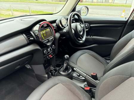 2017 MINI Hatch - thumbnail 2