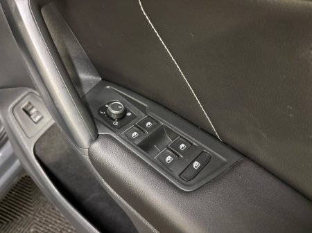 2021 Volkswagen Tiguan 2.0 TDI 150HP R-Line €35,950 thumbnail