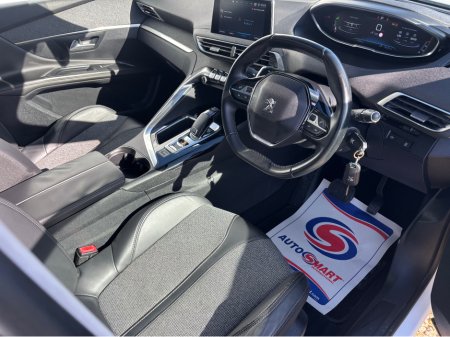 2017 Peugeot 3008 - thumbnail 9