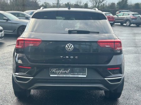 2019 Volkswagen T-Roc 1.0 TSI 115bhp Design €18,495 thumbnail
