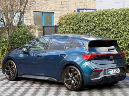 2023 Cupra Born E-BOOST 77 KWH * HUGE SPEC * // PERFORMANCE MODEL // 19" TYPHOON ALLOYS // HEATED SPORT SEATS // CUPRA MODE €24,900 thumbnail