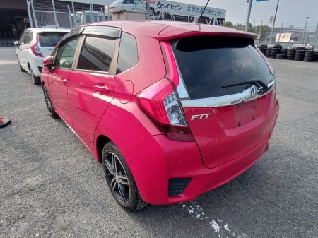 2016 Honda Fit - thumbnail 4
