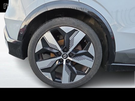 2023 Renault Megane E-Tech EV60 220hp Techno €25,950 thumbnail