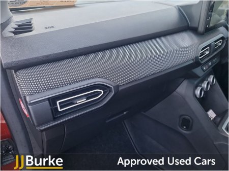 2024 Dacia Jogger TCe 110 Expression €23,950 thumbnail