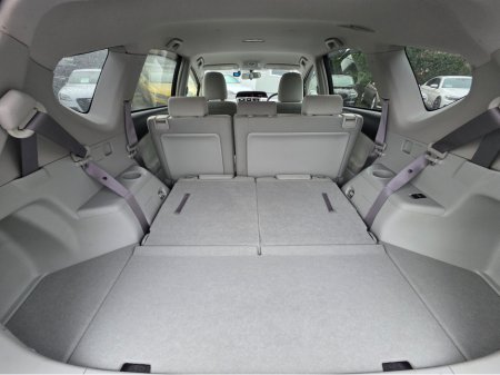 2013 Toyota Prius Alpha (7 Seater) - SELF CHARGING HYBRID -ALLOYS - REVERSE CAMERA - SIMI DEALER - LOW ROAD TAX BAND €13,450 thumbnail