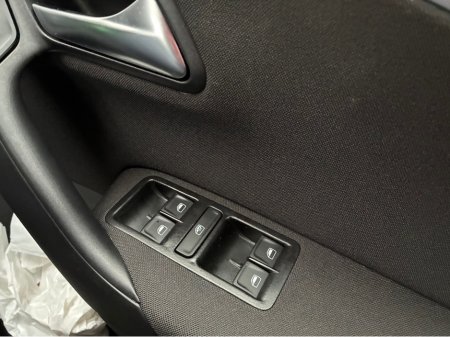 2017 Volkswagen Polo 1.2i TSI Petrol Automatic Trendline €14,500 thumbnail