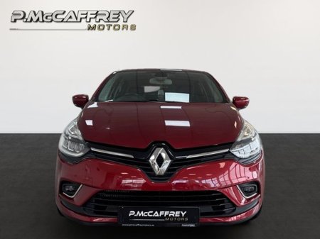 2019 Renault Clio - view 2