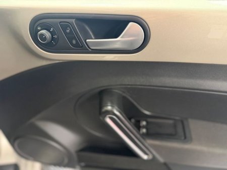 2016 Volkswagen Beetle 1.2 Automatic Low Mileage €14,777 thumbnail