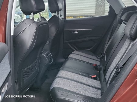 2018 Peugeot 3008 1.2 PURETECH 130BHP ALLURE 5DR AUTO €18,950 thumbnail