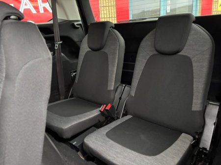 2017 Citroen Grand C4 Picasso - thumbnail 13