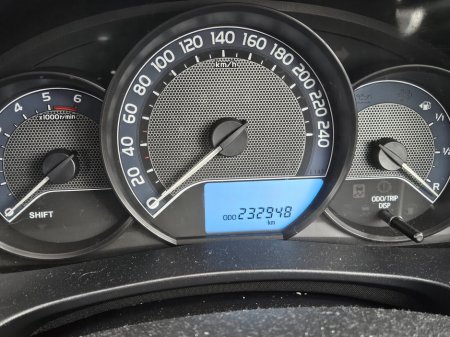 2014 Toyota Corolla - thumbnail 6