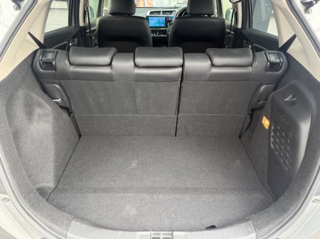 2016 Honda Fit - thumbnail 24