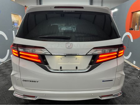 2018 Honda Odyssey €22950! 2018 HONDA ODYSSEY 7 SEATER AUTOMATIC HYBRID SENSING 2.0 AUTOMATIC / CRUISE CONTROL / REVERSE CAMERA / AUTOMATIC DOORS / ELECTRIC SEATS €22,950 thumbnail