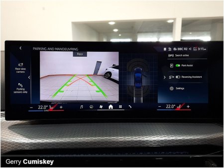 2025 BMW 3 Series - thumbnail 9