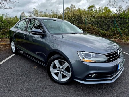 2015 Volkswagen Jetta - thumbnail 11